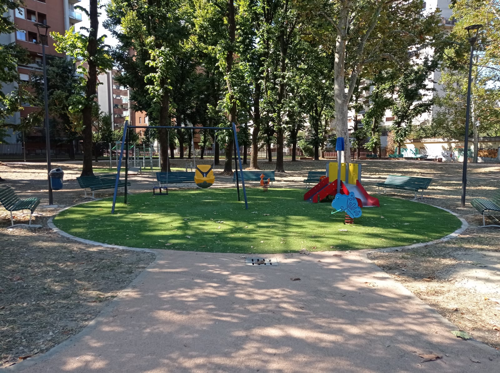 immagine di galleria 'Riqualificazione del giardino Norma Cossetto'