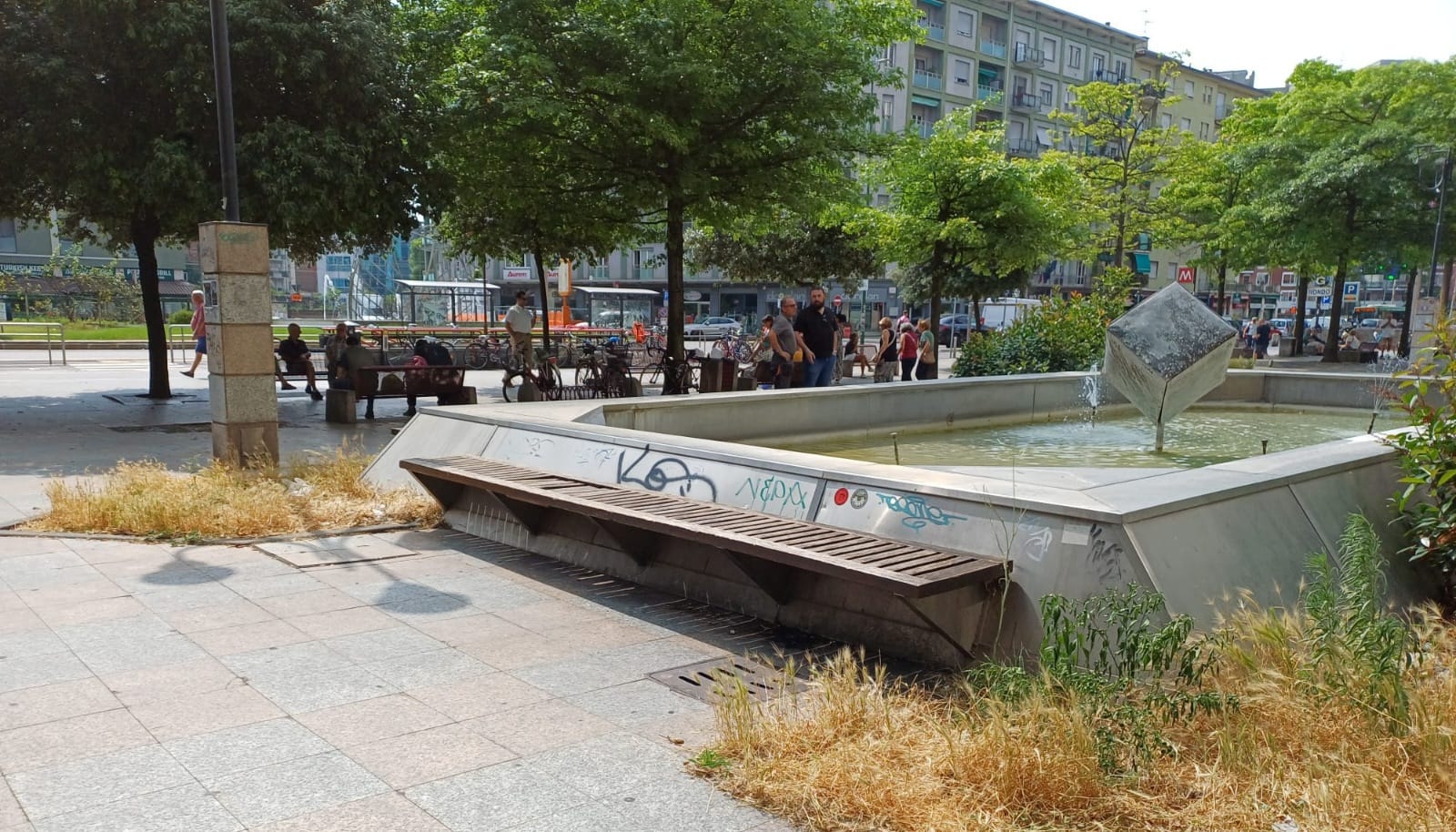 immagine di galleria '“Fontana Cubo” di piazza IV Novembre: il cantiere'