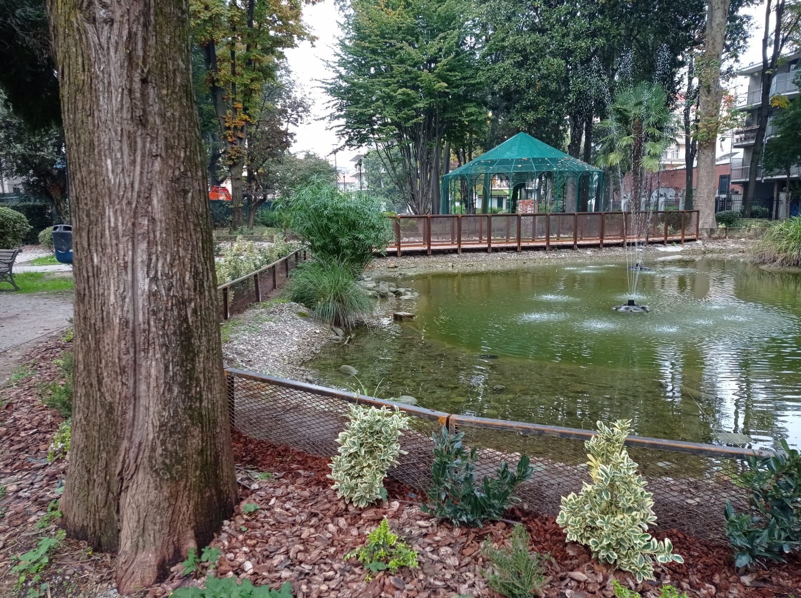 immagine di galleria 'Restyling del giardino di villa Mylius - prima parte'