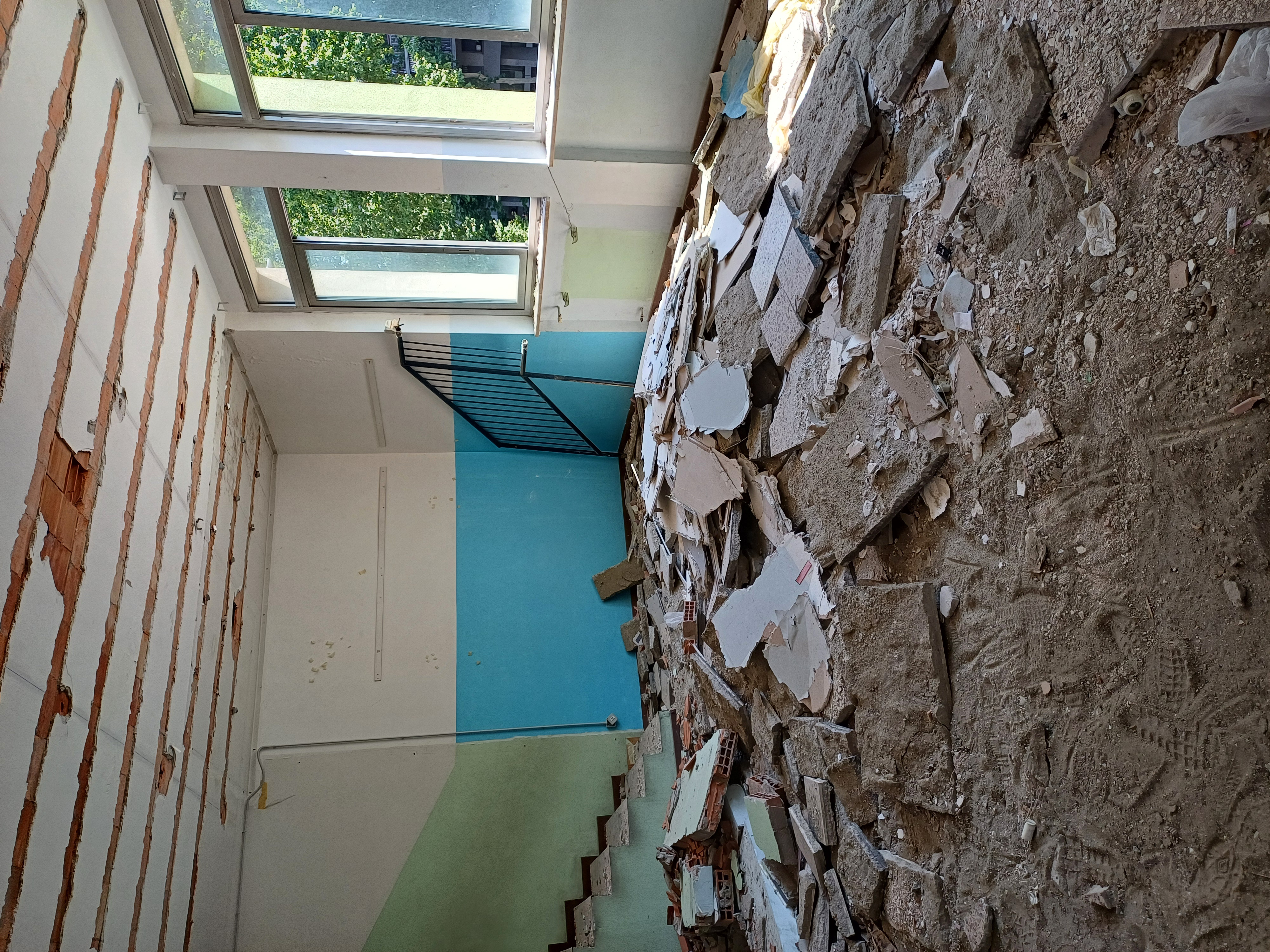 immagine di galleria 'Scuola Oriani: il cantiere'