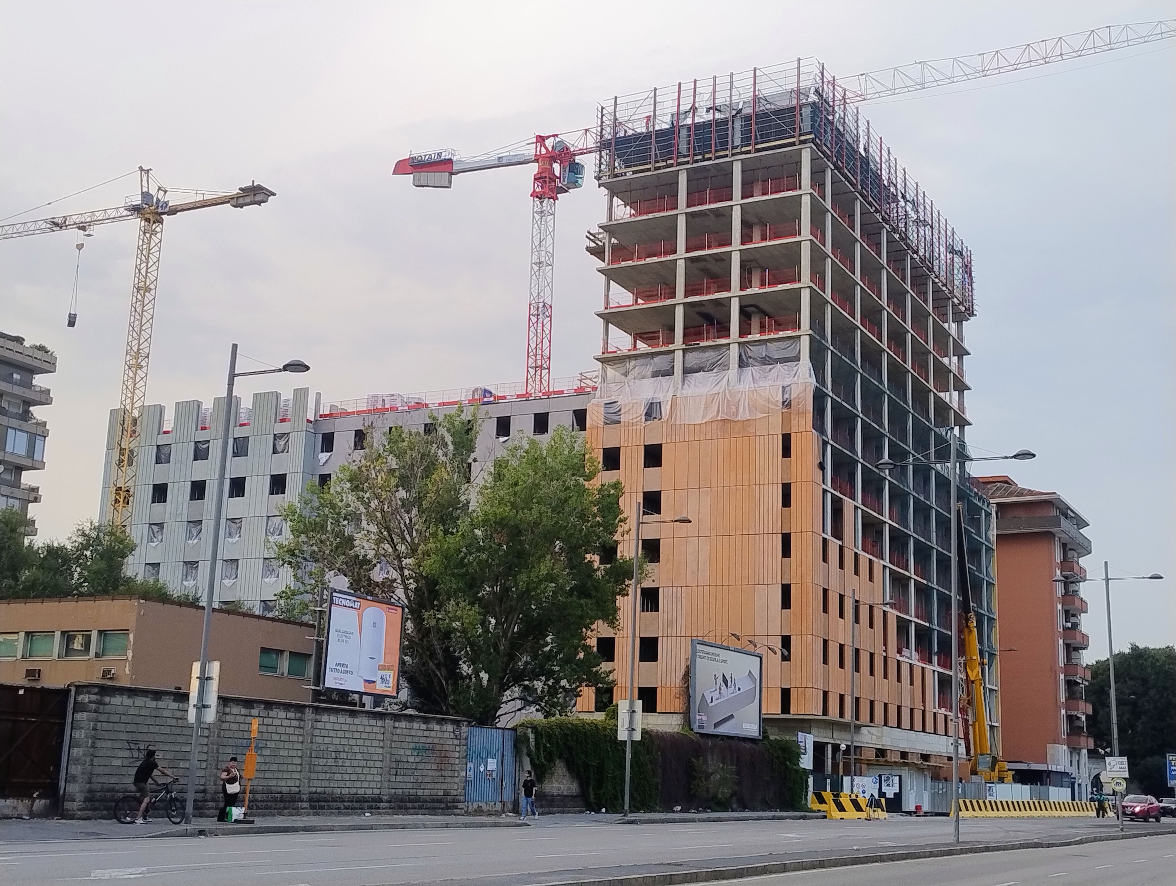 immagine di galleria 'Residenza per Studenti Universitari in via Milanese'