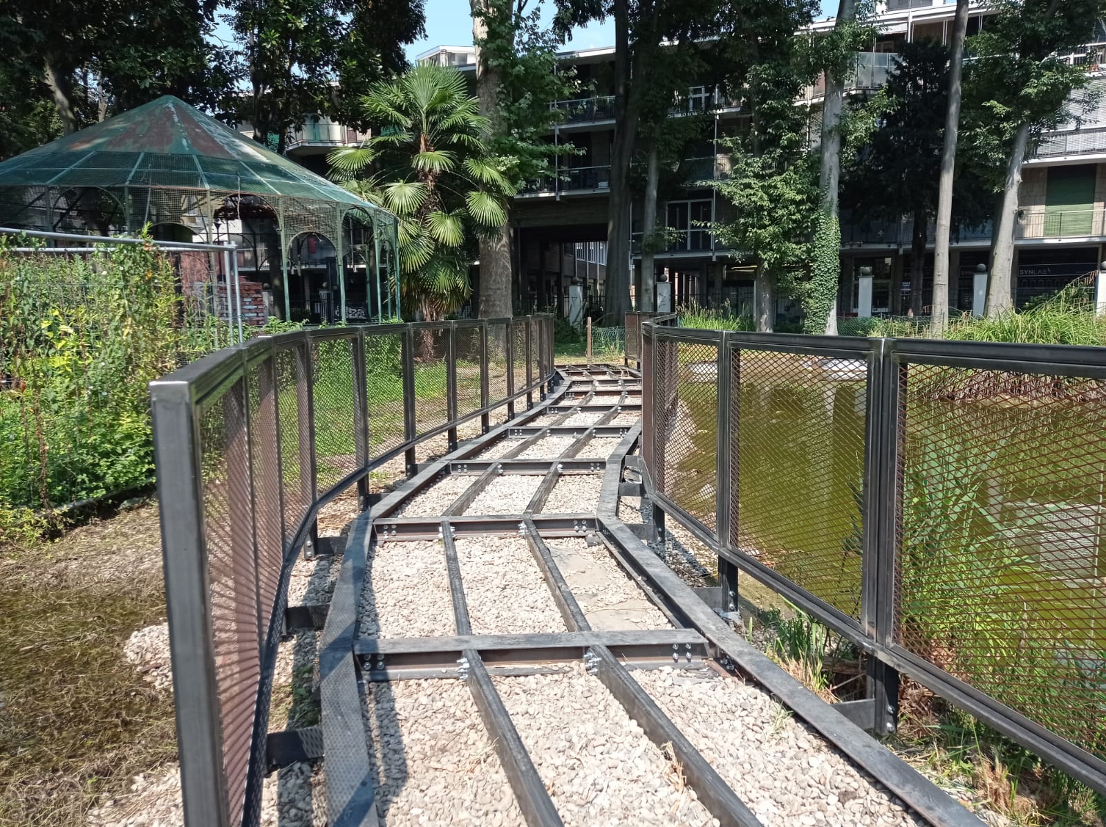 immagine di galleria 'Restyling del giardino di villa Mylius - prima parte'