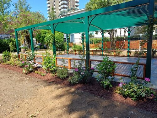 immagine di galleria 'Continua la riqualificazione del giardino di villa Mylius -seconda parte'