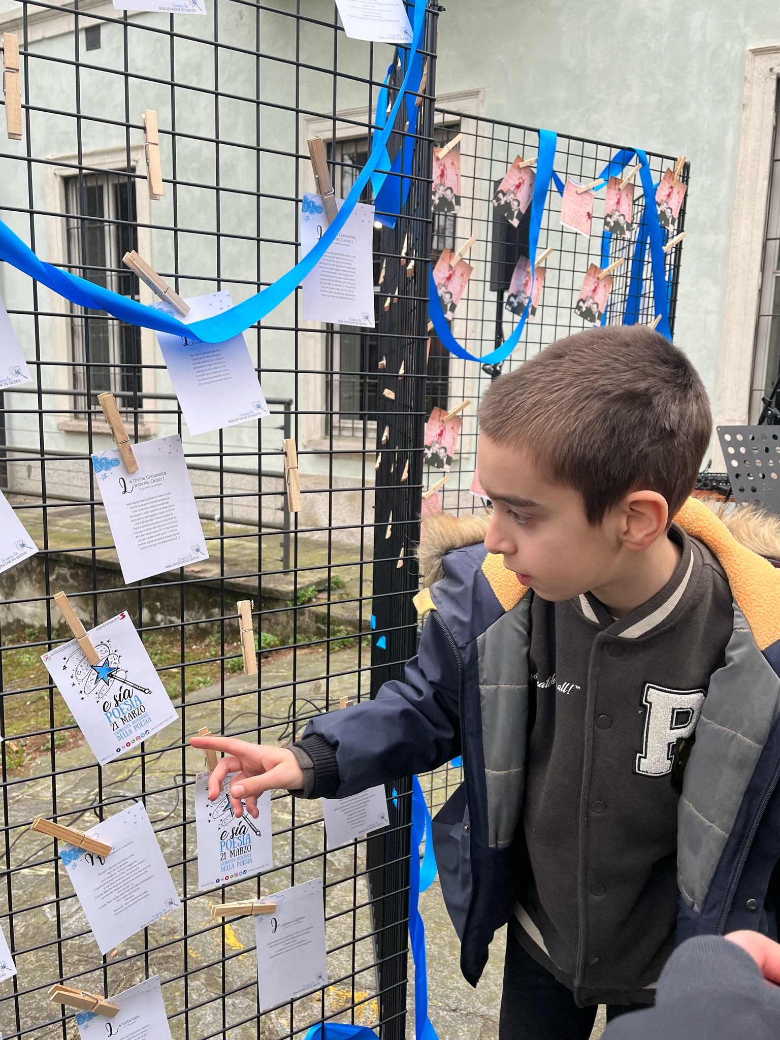 immagine di galleria 'E sia poesia 2025'