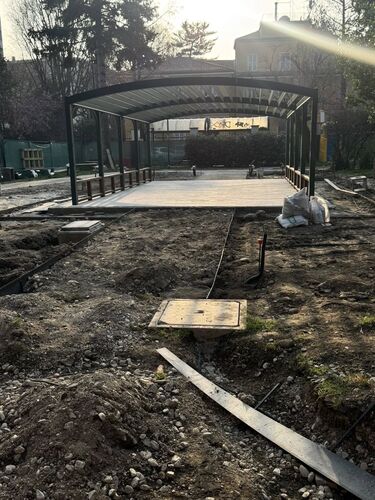immagine di galleria 'Continua la riqualificazione del giardino di villa Mylius -seconda parte'