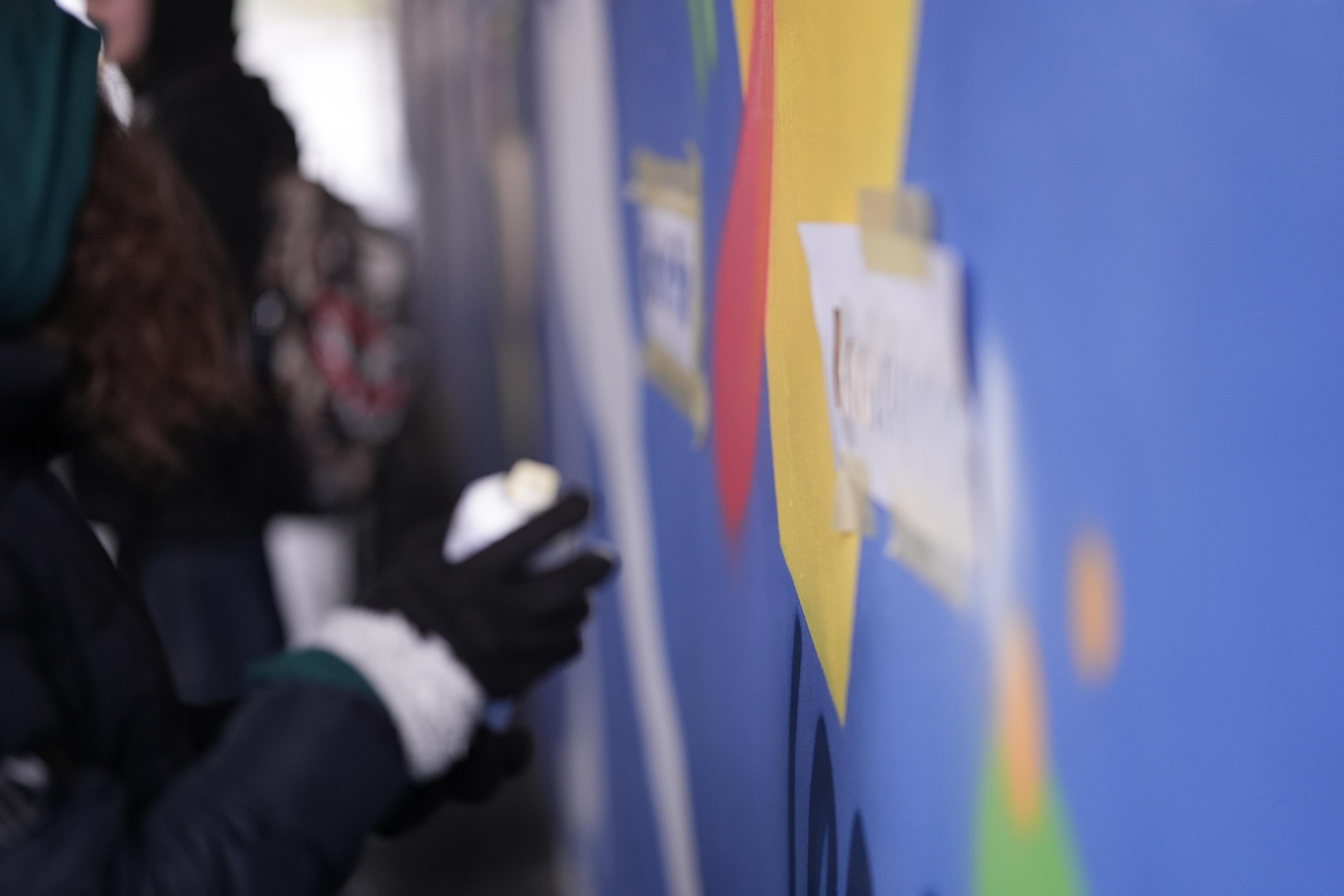 immagine di galleria 'Siamo energia! Il murales nel sottopasso Garibaldi'