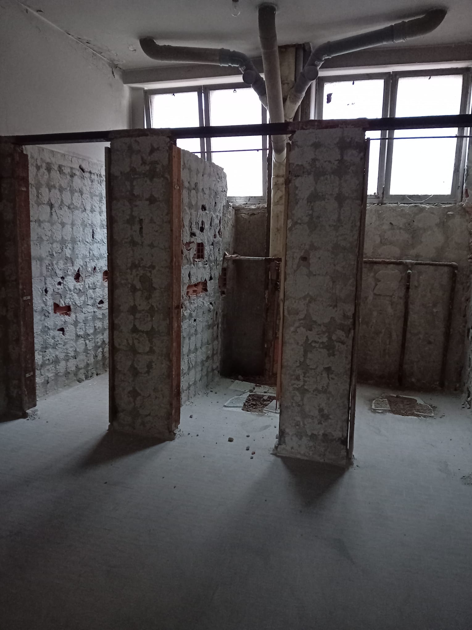 immagine di galleria 'La riqualificazione della scuola Marzabotto'