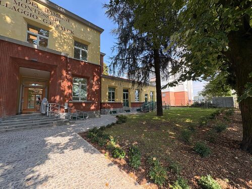 immagine di galleria 'Casa dei Bambini Montessori: centro polifunzionale per la famiglia'