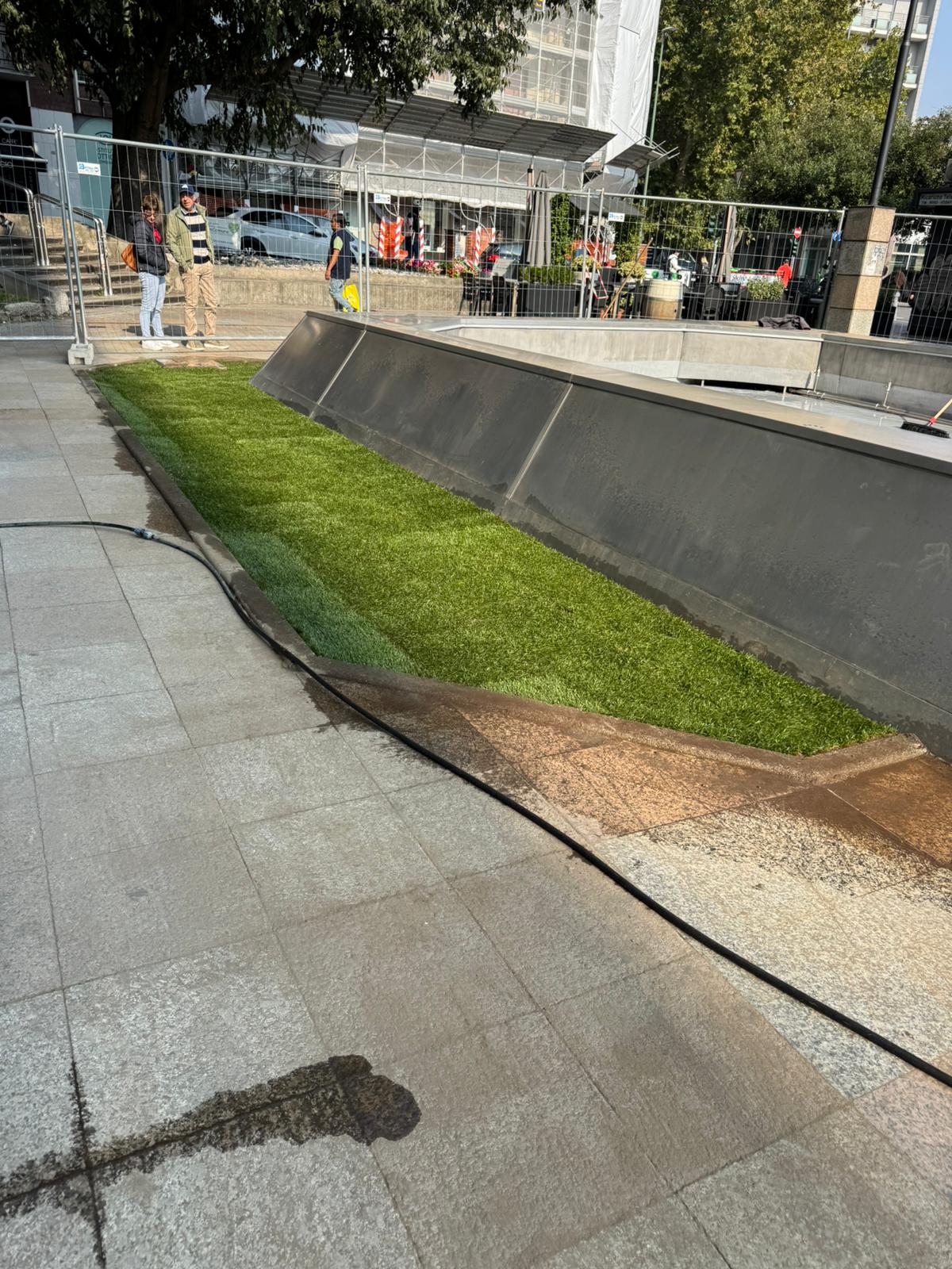 immagine di galleria '“Fontana Cubo” di piazza IV Novembre: il cantiere'