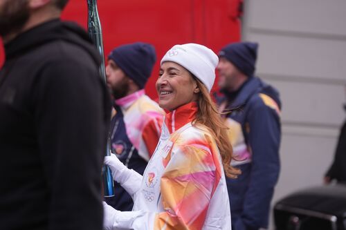 immagine di galleria 'La Fiamma Olimpica accende Sesto!'