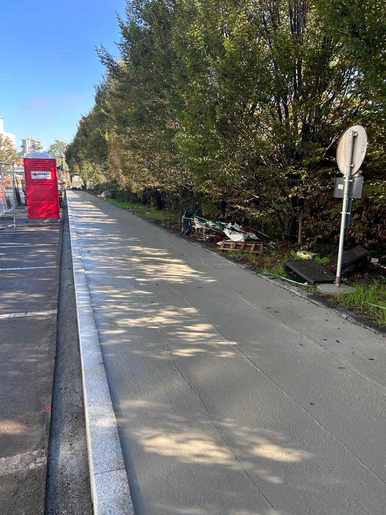 immagine di galleria 'Bicipolitana: la ciclabile di collegamento con il polo universitario di via Adamello'