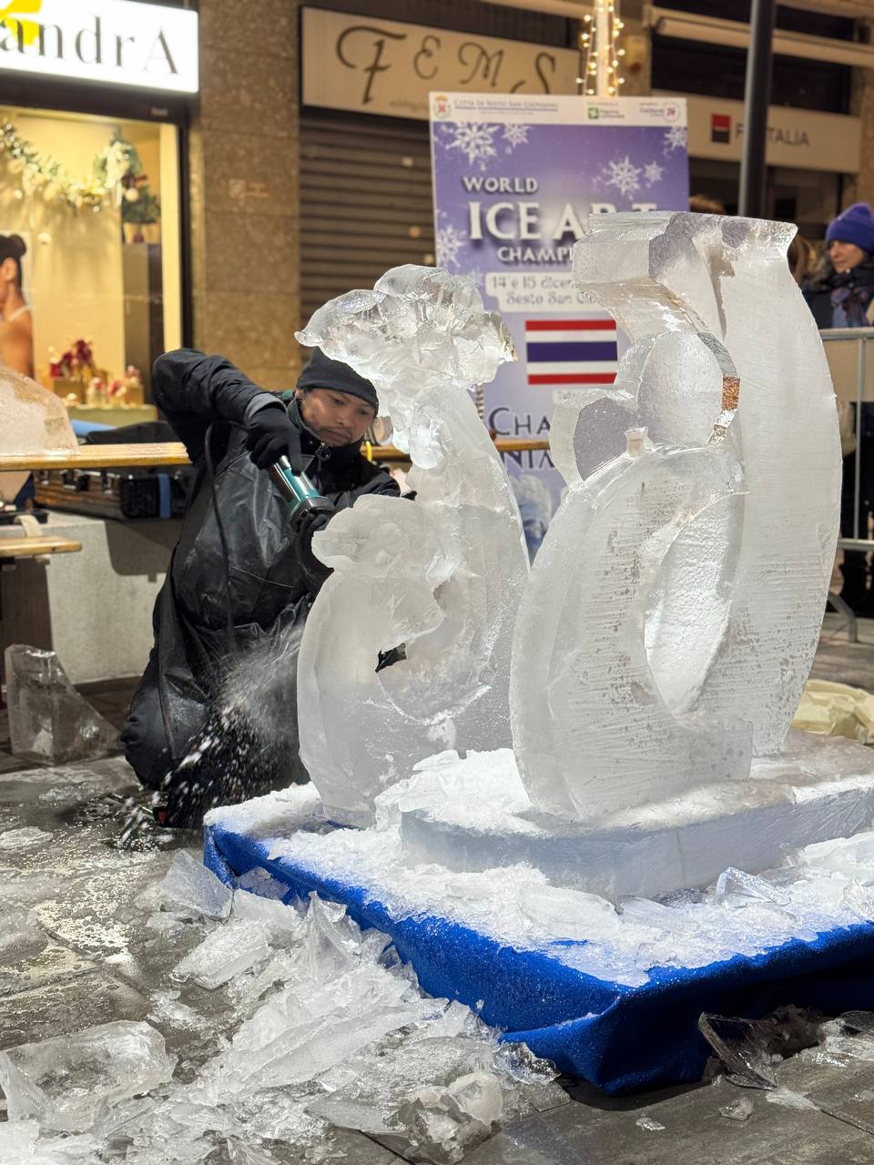 immagine di galleria 'World Ice Art Championship'