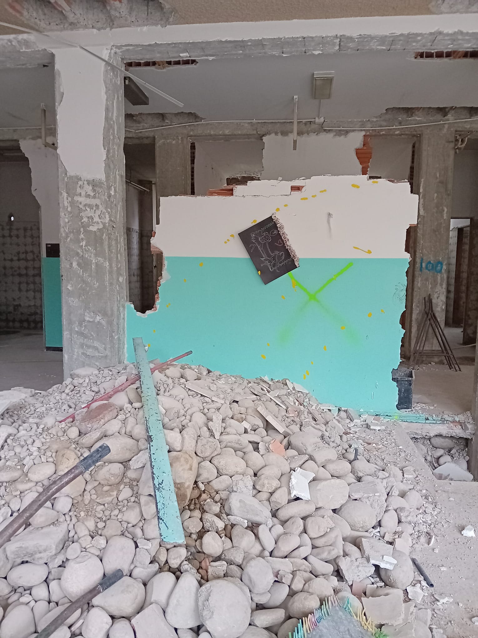 immagine di galleria 'La riqualificazione della scuola Marzabotto'