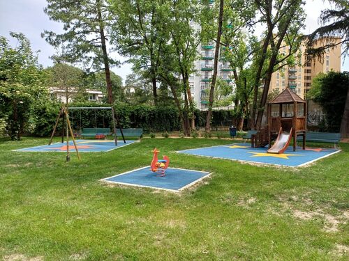 immagine di galleria 'Riqualificazione del giardino Bazzega'
