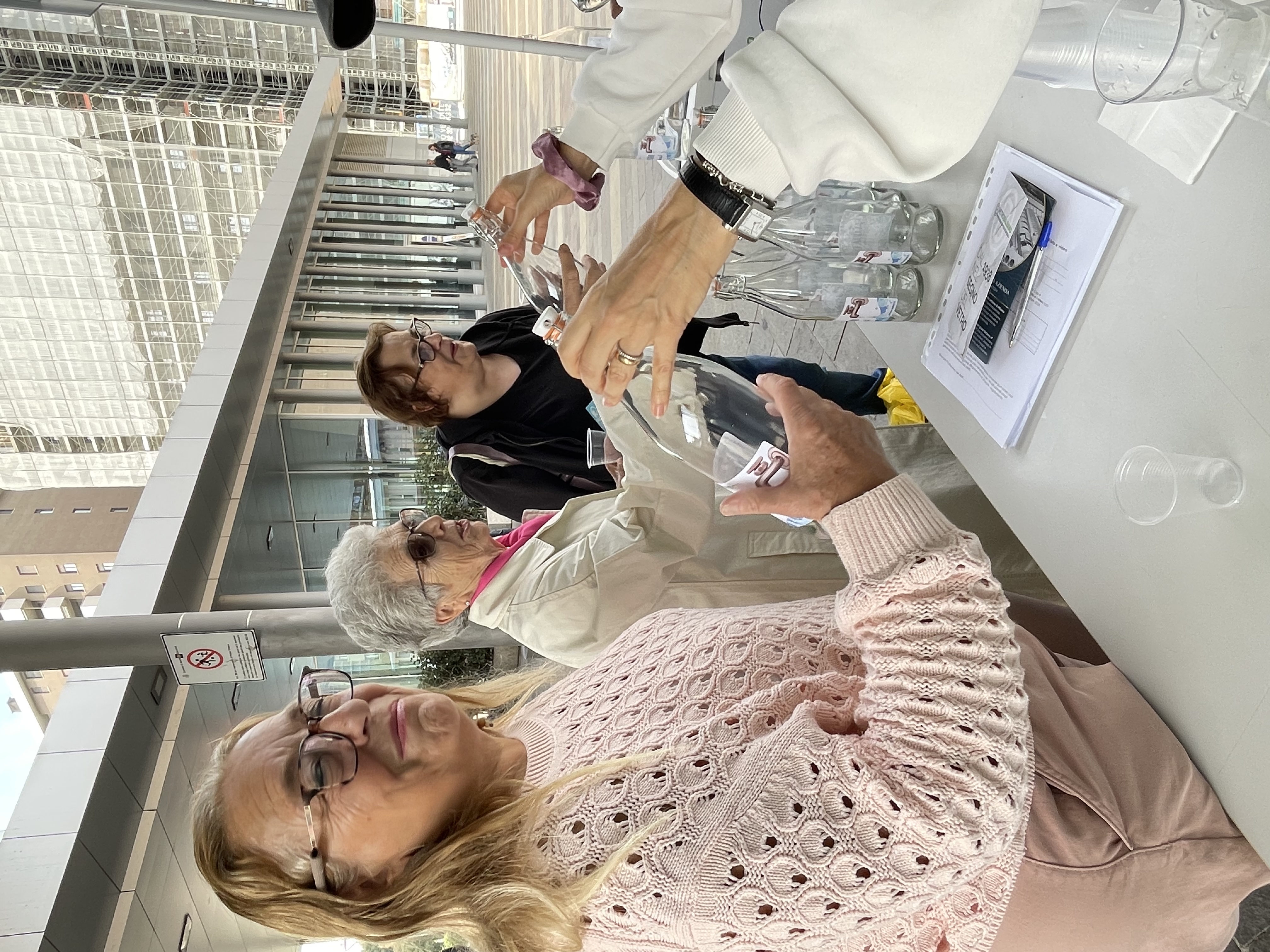 immagine di galleria 'Blind Tasting Challenge'