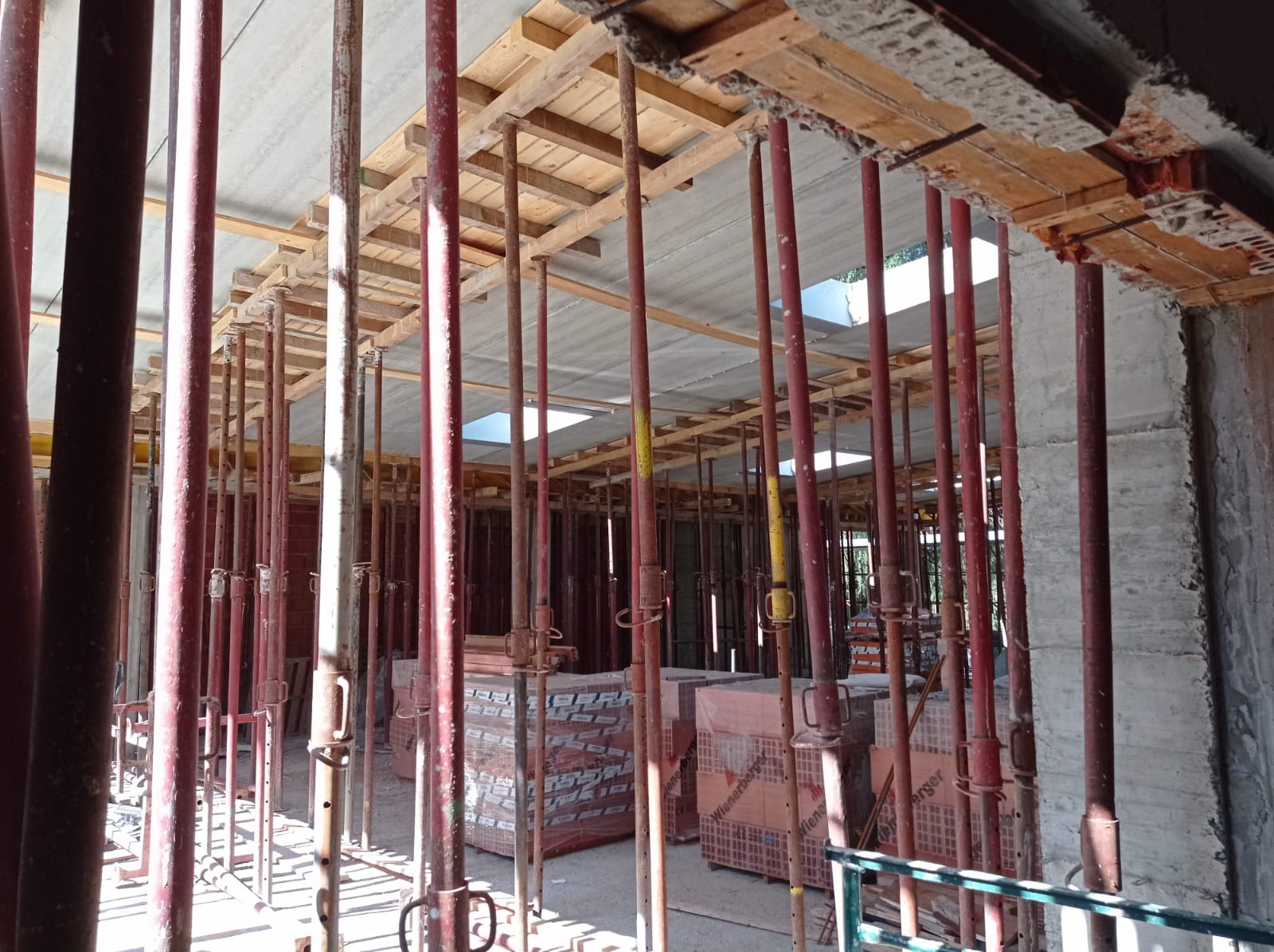 immagine di galleria 'Piscina De Gregorio'