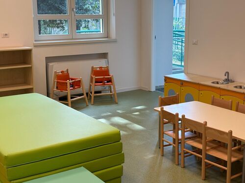 immagine di galleria 'Casa dei Bambini Montessori: centro polifunzionale per la famiglia'