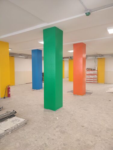 immagine di galleria 'La riqualificazione della scuola Marzabotto'