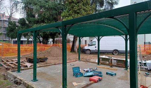 immagine di galleria 'Continua la riqualificazione del giardino di villa Mylius -seconda parte'