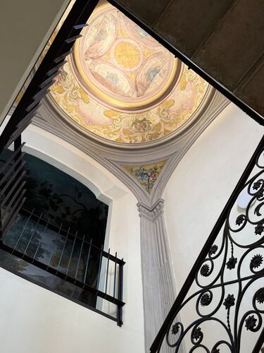 immagine di galleria 'Il restyling di Villa Visconti d'Aragona e della sua Biblioteca'