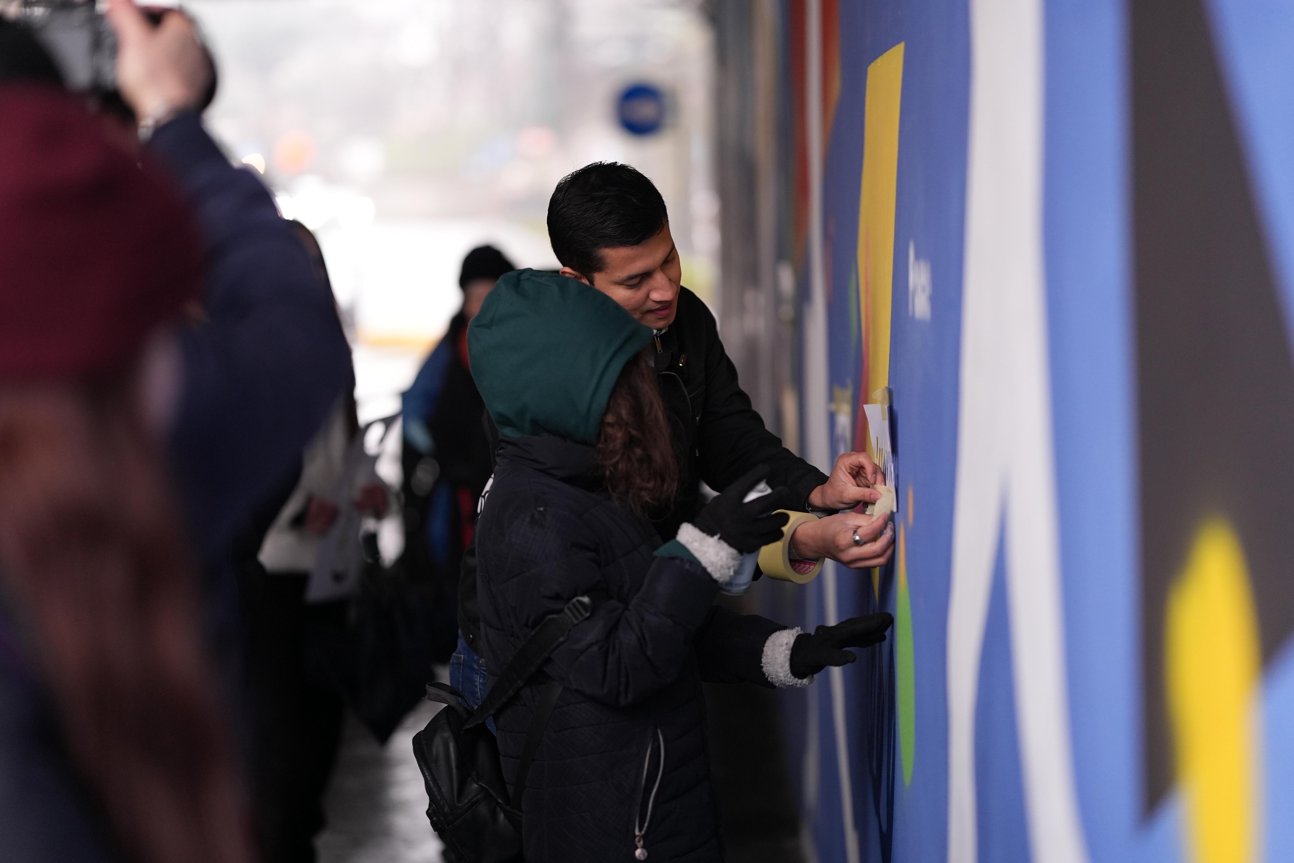immagine di galleria 'Siamo energia! Il murales nel sottopasso Garibaldi'