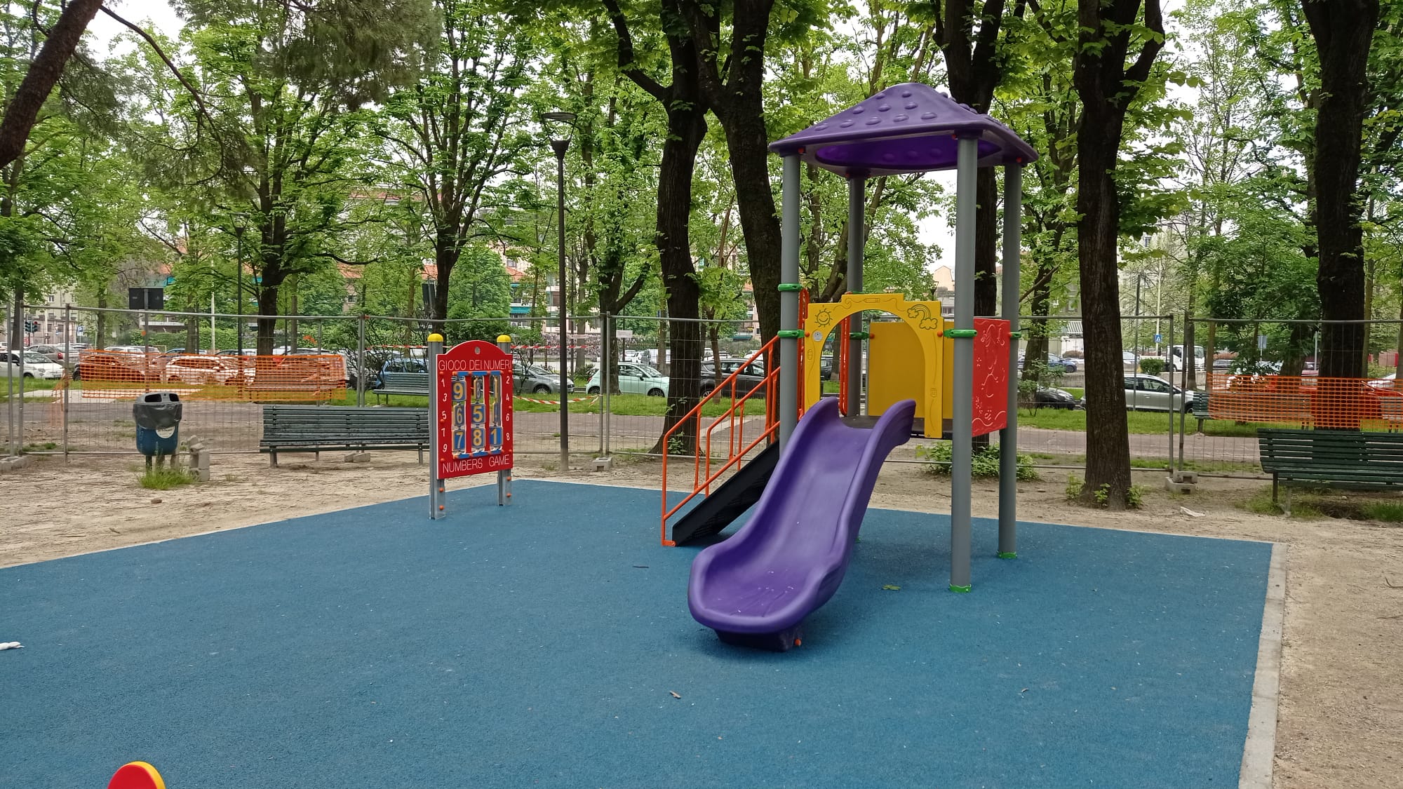 immagine di galleria 'Giardino XXV aprile: nuovi giochi inclusivi!'