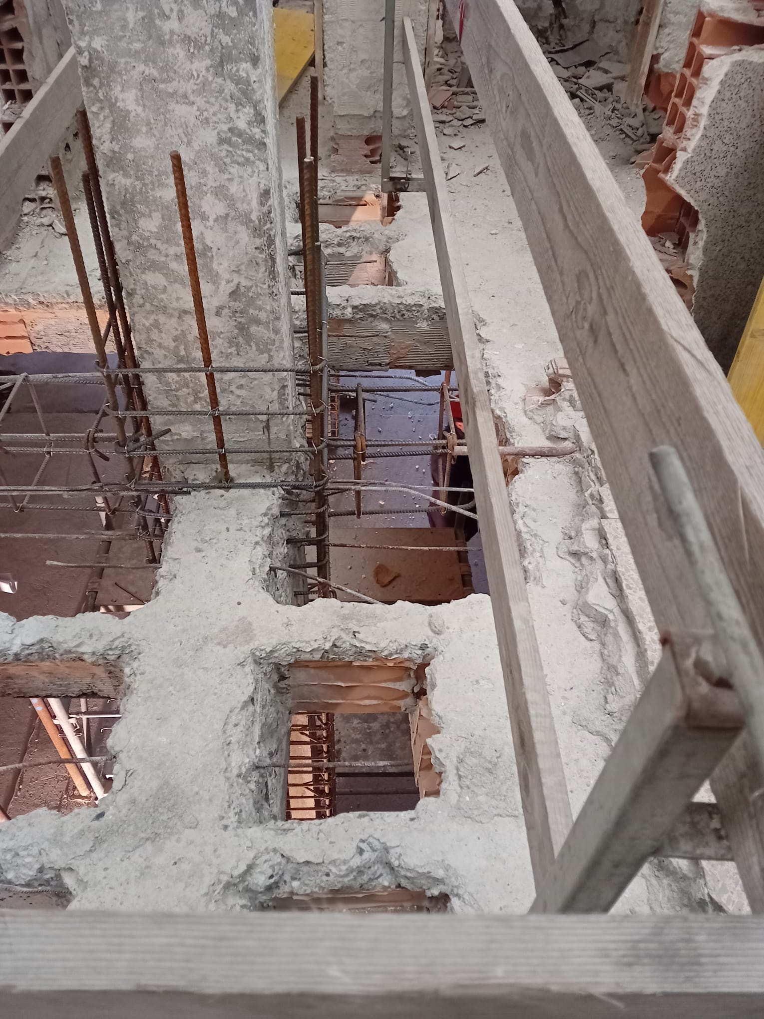 immagine di galleria 'La riqualificazione della scuola Marzabotto'