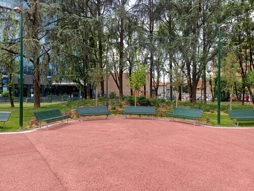 immagine di galleria 'Riqualificazione del giardino Bazzega'