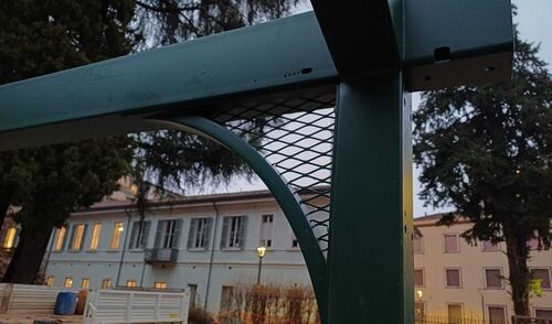 immagine di galleria 'Continua la riqualificazione del giardino di villa Mylius -seconda parte'