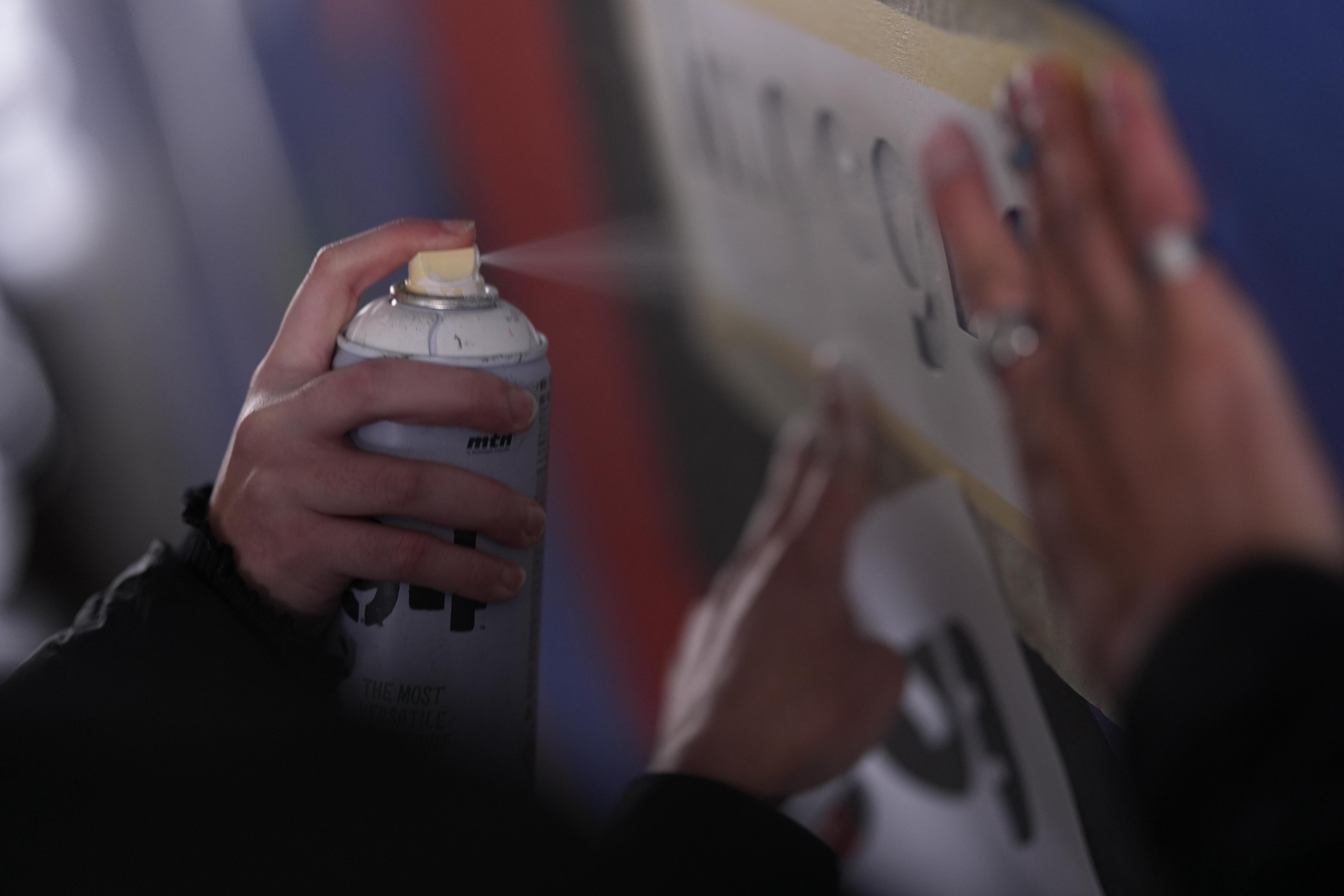 immagine di galleria 'Siamo energia! Il murales nel sottopasso Garibaldi'