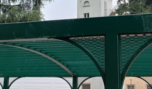 immagine di galleria 'Continua la riqualificazione del giardino di villa Mylius -seconda parte'