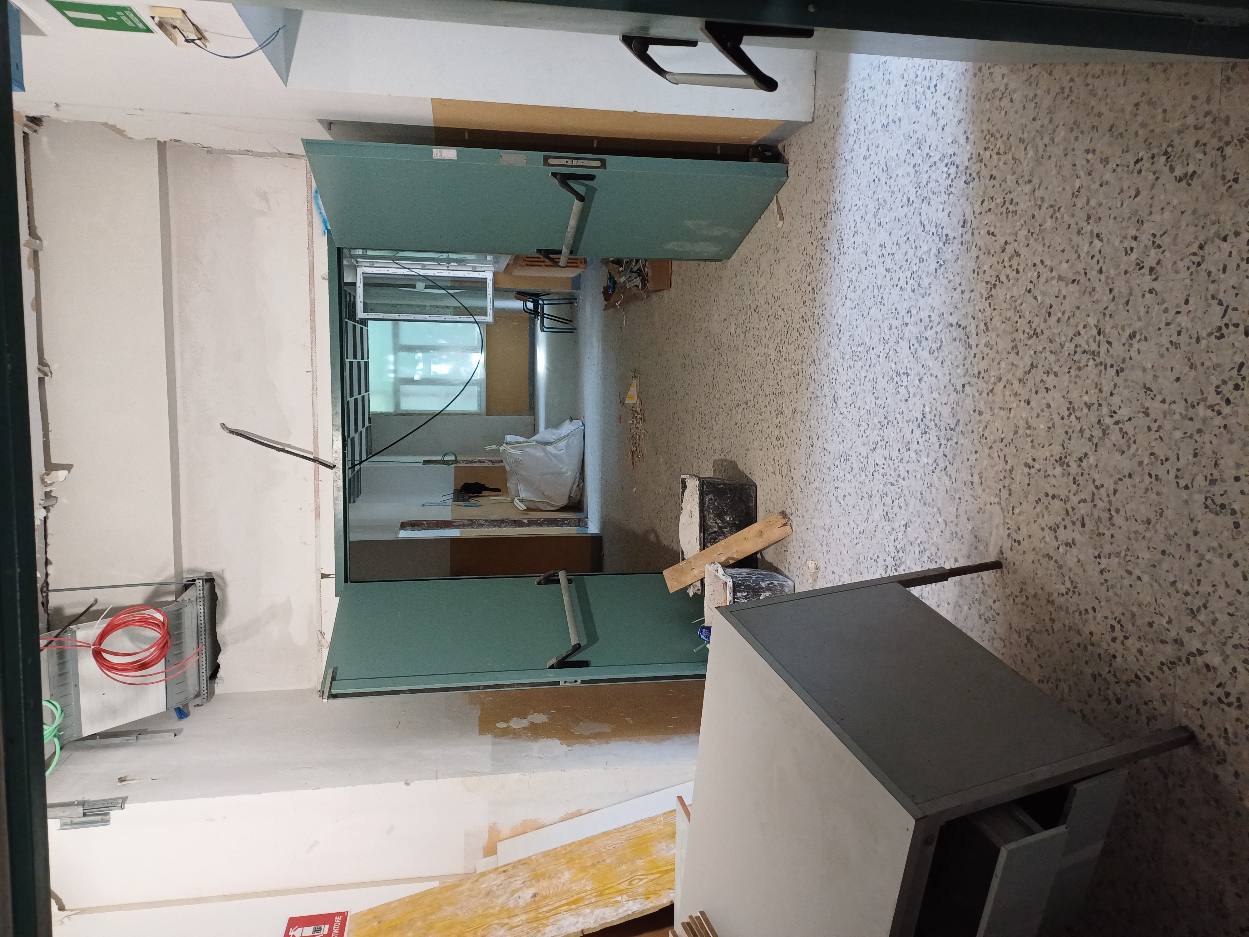 immagine di galleria 'Scuola Oriani: il cantiere'