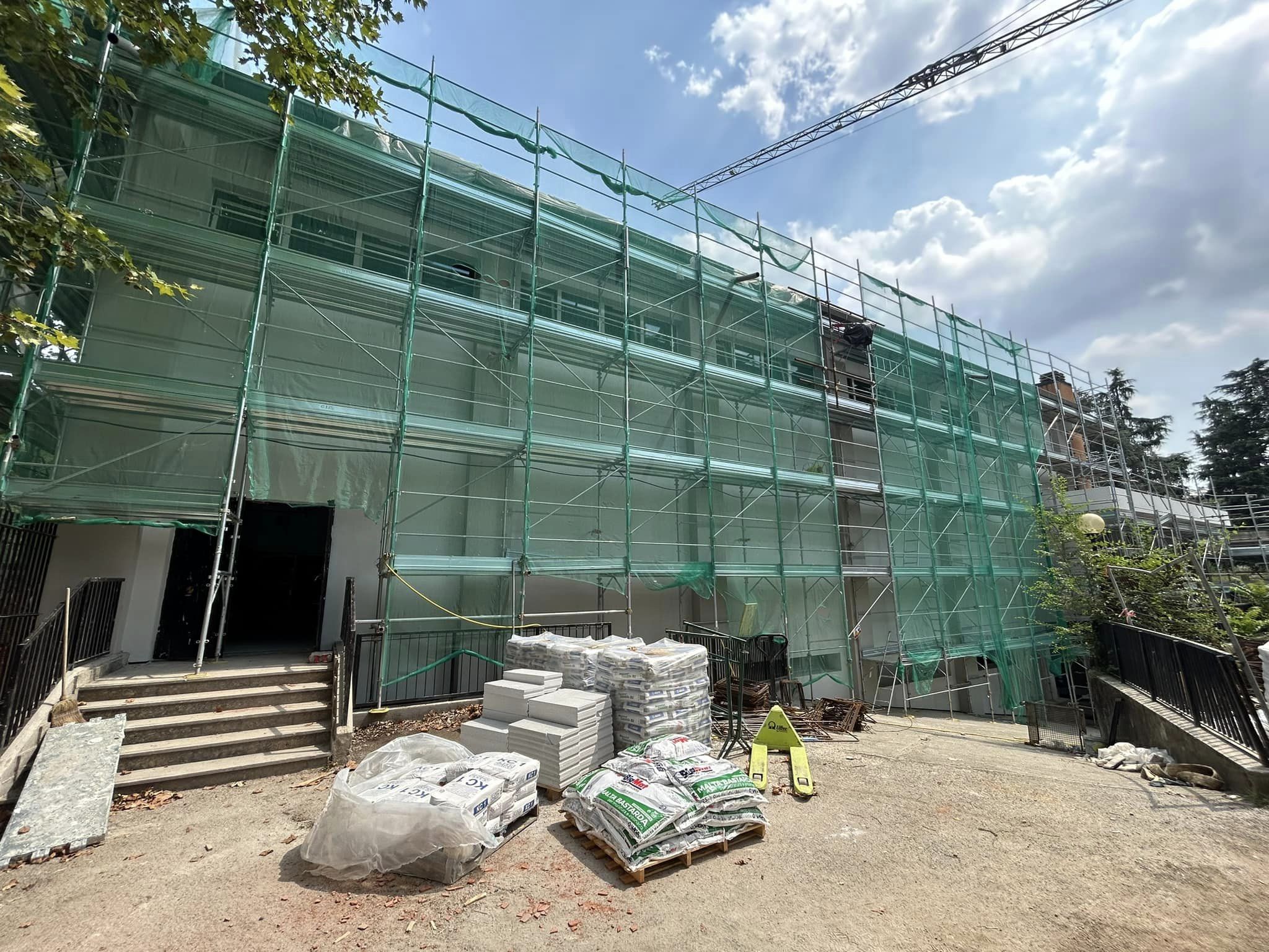 immagine di galleria 'La riqualificazione della scuola Marzabotto'