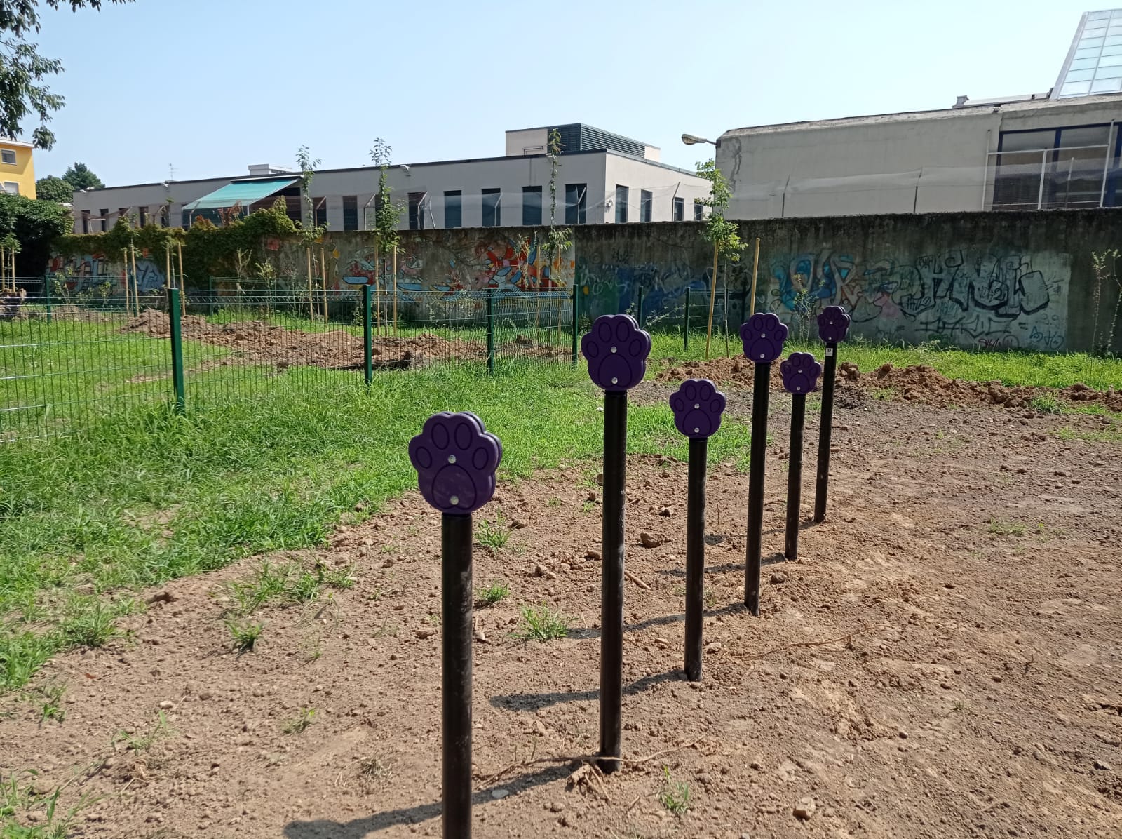 immagine di galleria 'Area Agility Dog – giardino Duse via Pisa'